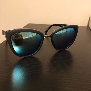 QUAY Australia “My Girl” mirrored sunglasses.